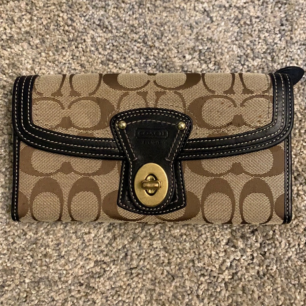 Coach wallet
